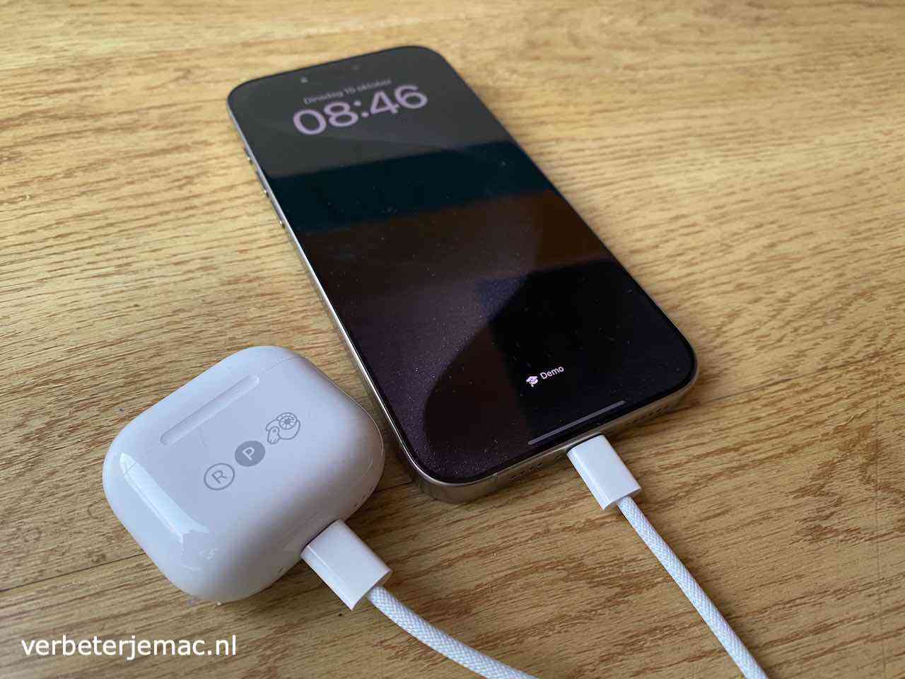AirPods opladen met iPhone 